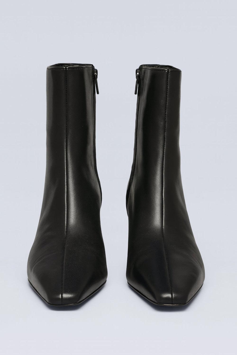 Women’s Wally Leather Ankle Booties - Black Leather - Bootie
