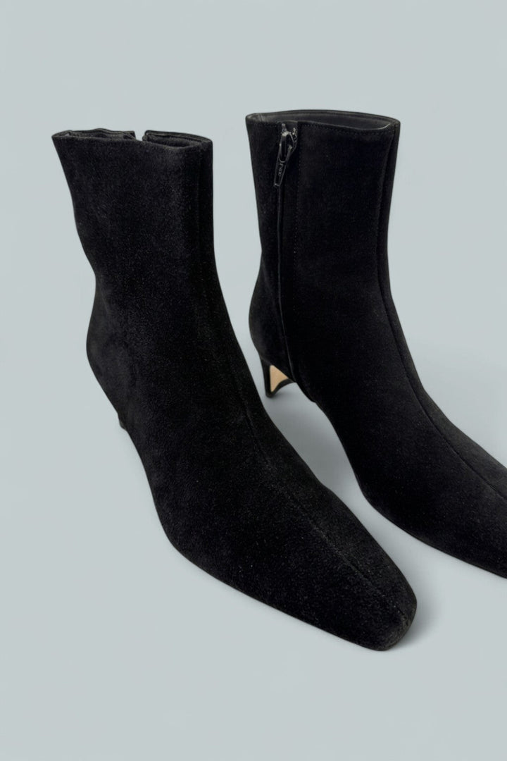 Women’s Wally Suede Ankle Booties - Black - 8 - Boot