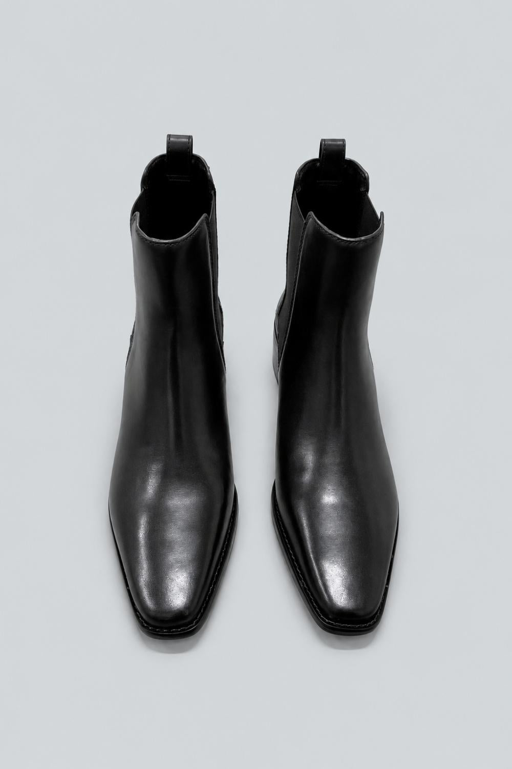 Women’s Western Pointed Ankle Chelsea Boots - Perfect Black - 9.5 - Bootie