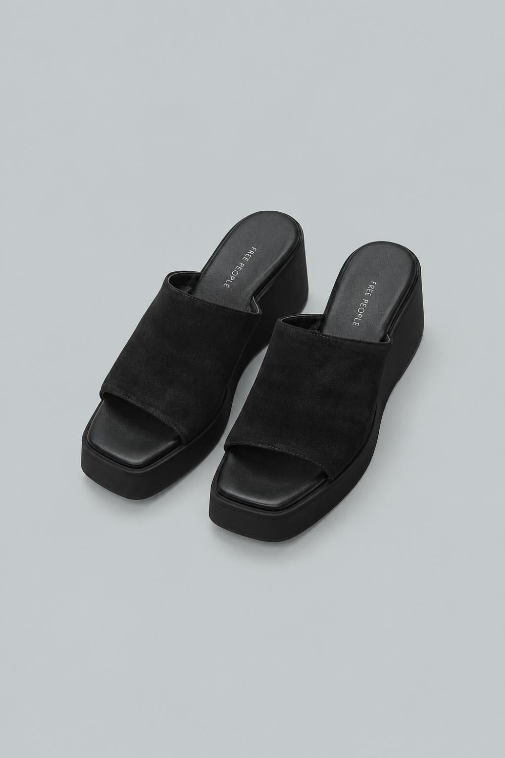 Women’s Zoe Platform Sandals - Black Tide - 9 US / 39 EU - Sandal