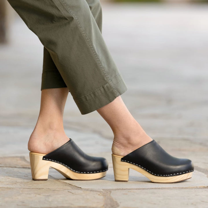 All-Day Heeled Clog - Black - FINAL SALE
