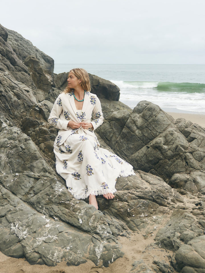 Amber Blazer - Oatmeal Bluesy Beaded Floral