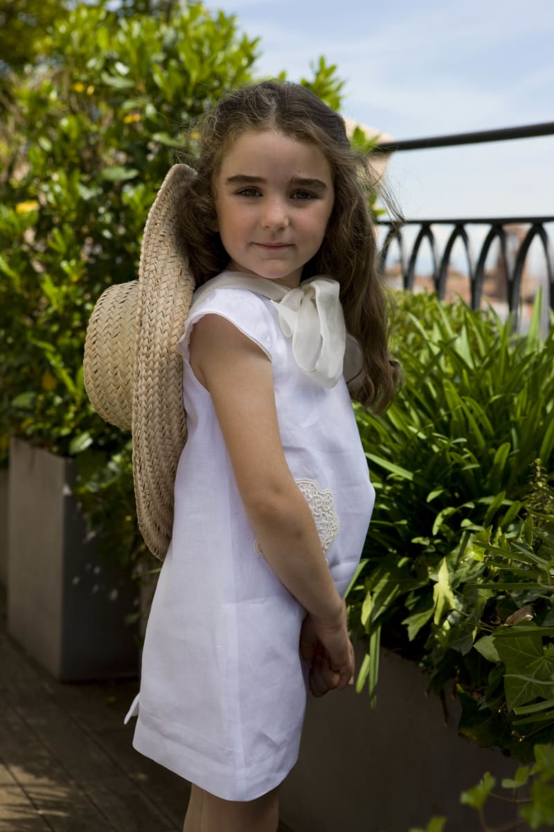 Emma - White