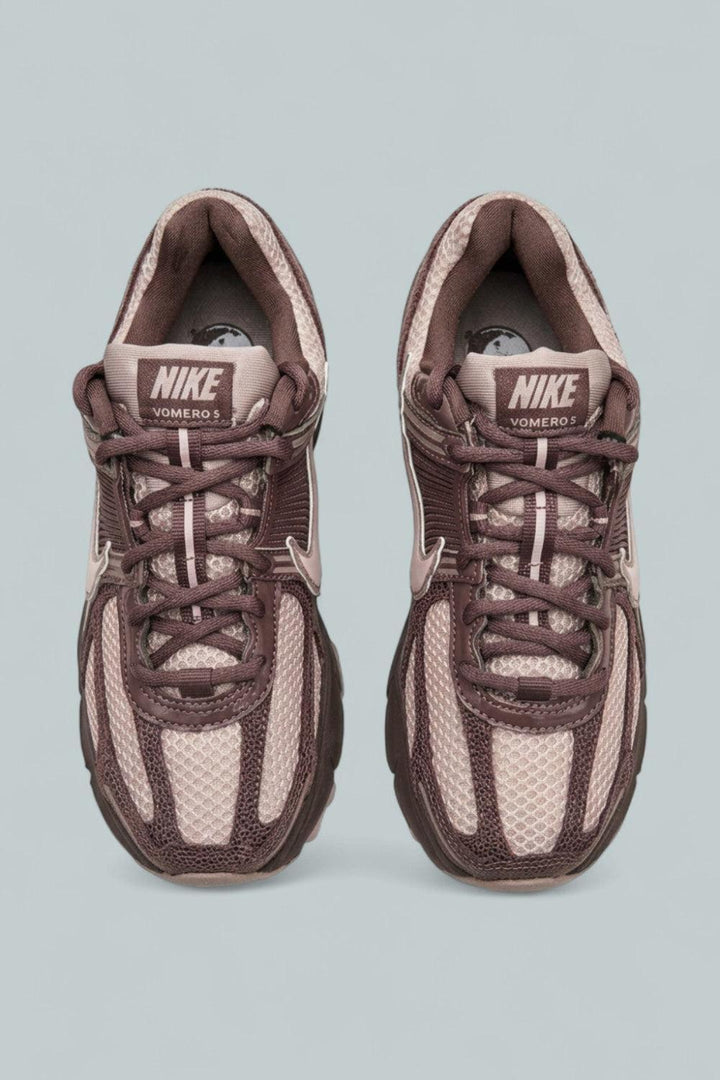 Zoom Vomero 5 Sneaker - Tattoo/Particle Rose - 5.5 - Sneaker