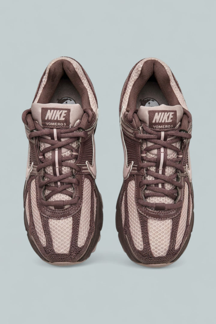 Zoom Vomero 5 Sneaker - Tattoo/Particle Rose - 5.5 - Sneaker