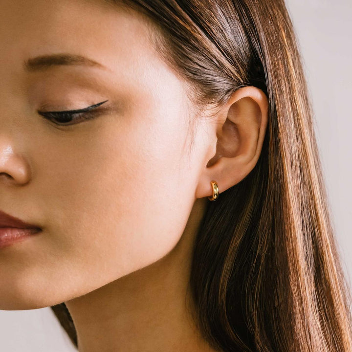 Core 11mm Huggie Hoops Gold - Gold