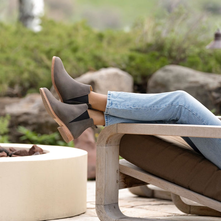 Eva Everyday Chelsea Boot - Grey